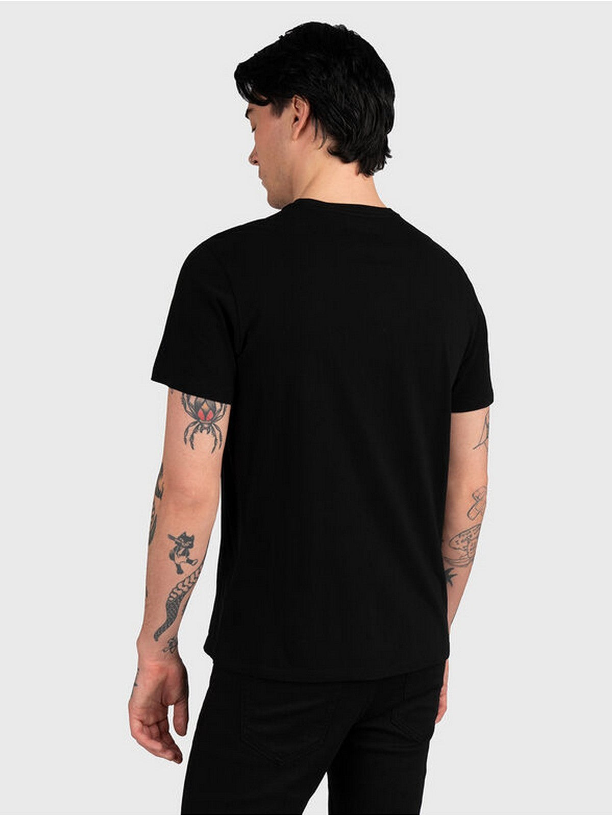 Guess T-Shirt Uomo Maniche Corte Modello M2GI68 KBA60 - Colore Nero
